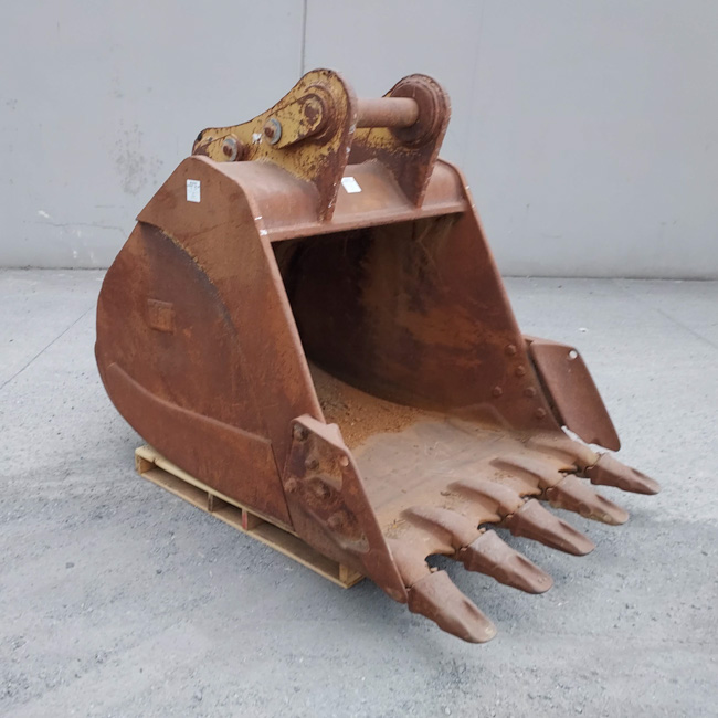 Used BUCKET GRP 2748485